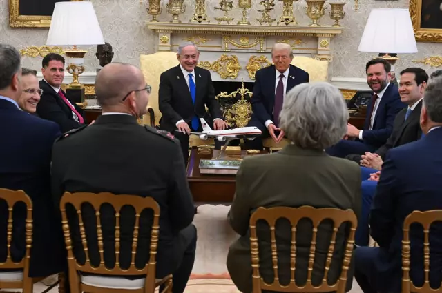 Beyaz Saray'da 'Gazze' zirvesi! Netanyahu, Trump'ın teklifini kabul etti