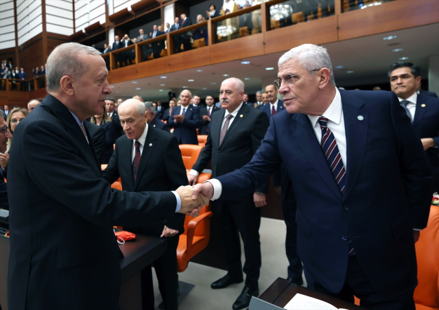 Dervişoğlu'ndan 'fotoğraf' savunması: Eğer böyle bir görüşmeye zirve deniyorsa bu zırvadır