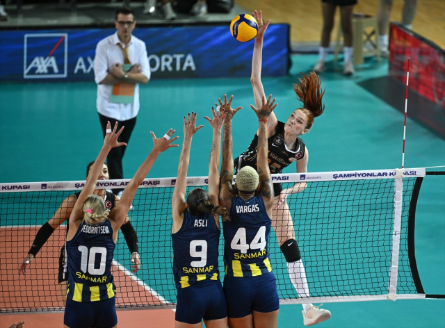 Fenerbahçe Medicana, Şampiyonlar Kupası'nda şampiyon oldu