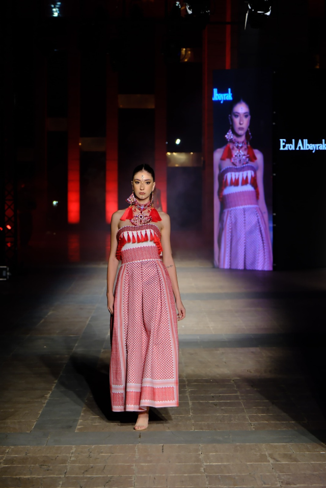 Şanlıurfa'nın kültürel mirası moda ile buluştu