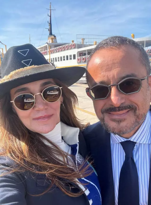 Vuslat Doğan ve Ali Sabancı, 29 yıllık evliliklerini sonlandırdı Vuslat Doğan ve Ali Sabancı, 29 yıllık evliliklerini sonlandırdı