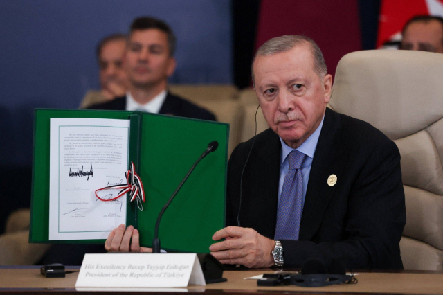 Mısır'daki tarihi zirve sonrası 4 liderden ortak deklarasyon Mısır'daki tarihi zirve sonrası 4 liderden ortak deklarasyon