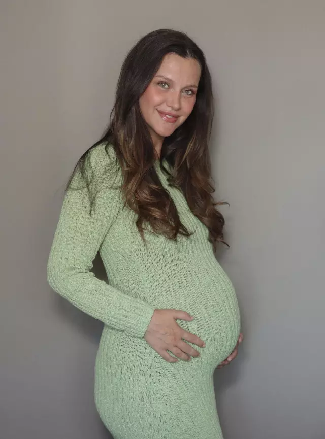 Ünlü oyuncu İrem Helvacıoğlu doğum yaptı! Sağlık durumuna dair açıklama geldi Ünlü oyuncu İrem Helvacıoğlu doğum yaptı! Sağlık durumuna dair açıklama geldi