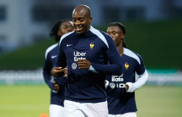 Zaha'dan eski takım arkadaşına zehir zemberek sözler: Midemi bulandırıyor Zaha'dan eski takım arkadaşına zehir zemberek sözler: Midemi bulandırıyor