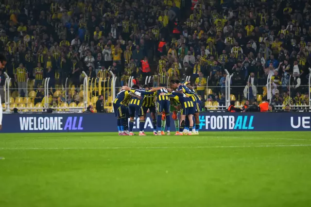 Fenerbahçe, Stuttgart'ı Kerem Aktürkoğlu'nun golüyle devirdi Fenerbahçe, Stuttgart'ı Kerem Aktürkoğlu'nun golüyle devirdi