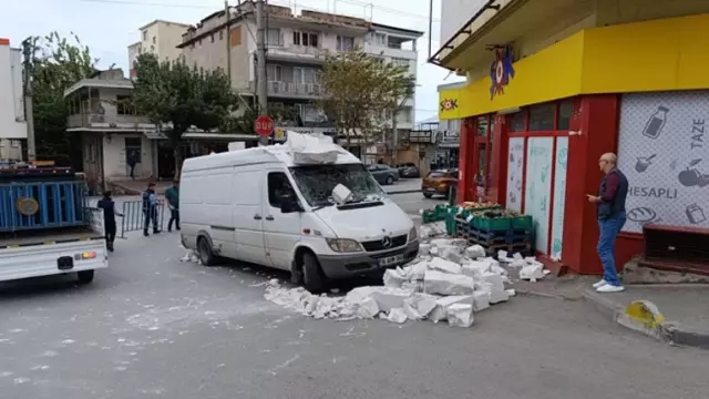Vatandaşlara uyarı üstüne uyarı: Saat verildi, sele ve doluya dikkat Vatandaşlara uyarı üstüne uyarı: Saat verildi, sele ve doluya dikkat