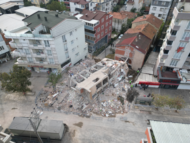 Yıkılan binada hayatını kaybeden Bilir ailesiyle ilgili kahreden detay: Nasip olmadı