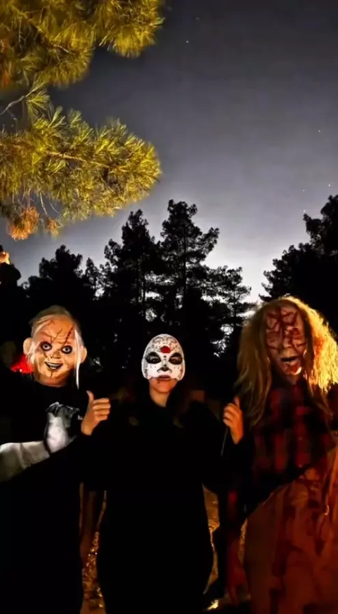 Cadılar bayramı kutlaması için seçtikleri şehir olay Cadılar bayramı kutlaması için seçtikleri şehir olay