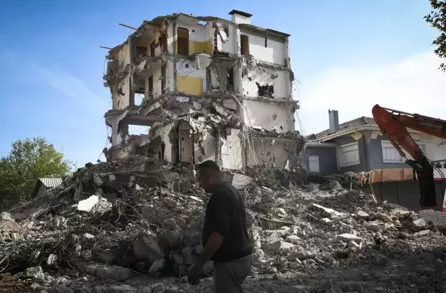 Balıkesir Sındırgı'da 4.3 büyüklüğünde deprem