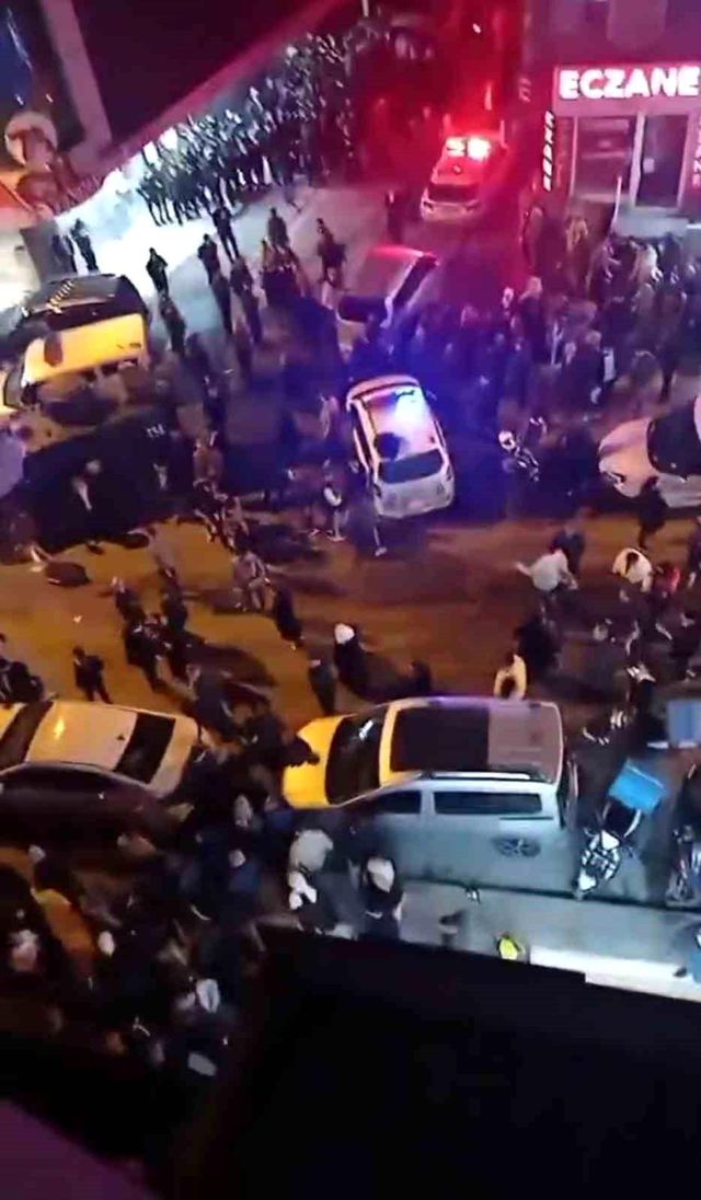 Genç kadın doğumda öldü, yakınları hastaneyi bastı