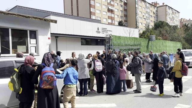 Haberi alan okula akın etti, çok sayıda öğrenci hastanelik oldu