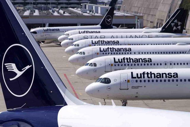 Lufthansa, 20 Bin Uçuşu İptal Etti
