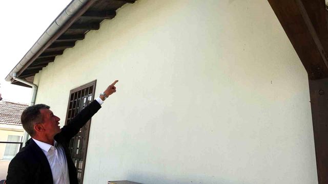 Caminin duvarından çıkan 300 parçalık sır! Ankara'da özel ekipler inceliyor