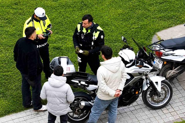 Parkta motosiklet keyfi 180 bin liraya mal oldu