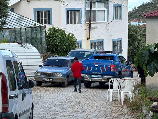 2 kardeşin son fotoğrafı! Hamile anne ve baba yoğun bakımda