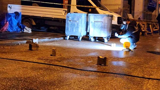 Sevgilisinden ayrılıp alkol alan şahıs etrafa rastgele ateş etti