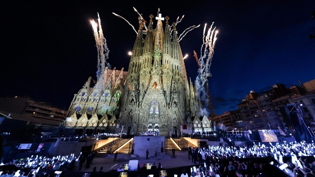 Sagrada Familia: Dünyanın En Yüksek Kilisesi