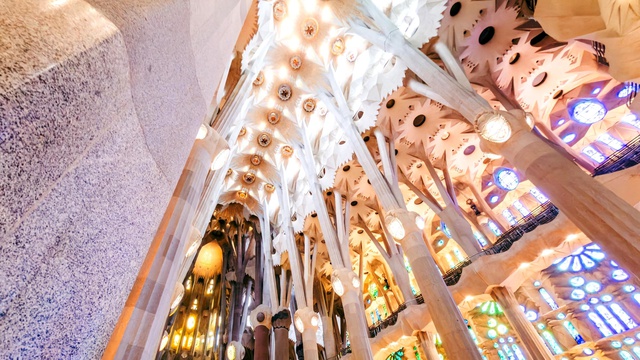 Sagrada Familia: Dünyanın En Yüksek Kilisesi