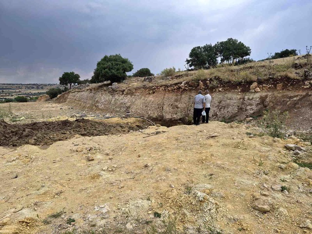 13 ve 15 yaşındaki iki kardeş su dolu inşaat çukurunda can verdi
