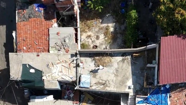 <a class='keyword-sd' href='/izmir/' title='İzmir'>İzmir</a>'de drone destekli operasyon: 2 firari yakalandı