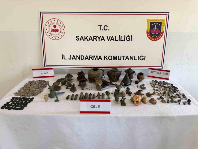 Evini kaçak müzeye dönüştüren şahıs yakalandı
