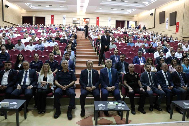 Validen kumar itirafı: Eşime bile mesaj geliyor, bağımlı yapacaklar