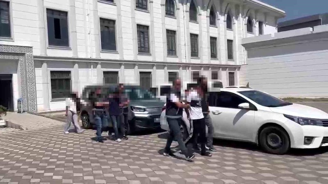 Ece kahvaltı hazırlarken sırtından vurulmuş! Acılı anne: Evime patates almak haram