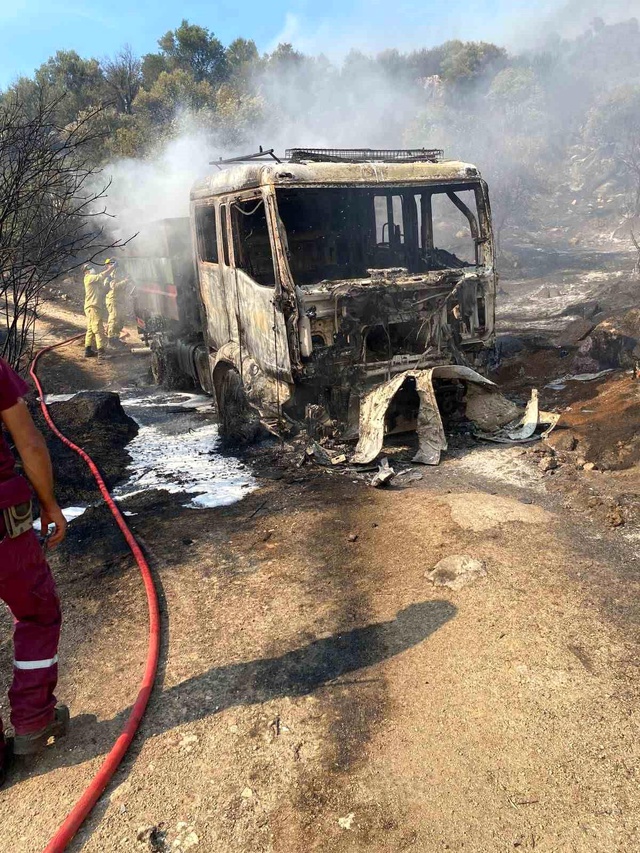 Aydın'daki yangın 7 saattir söndürülemedi,
