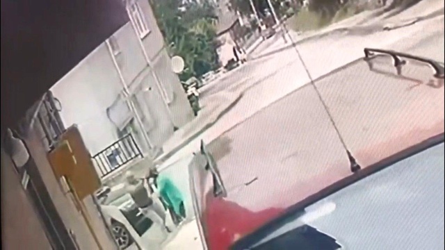Aile faciasında 3 ölü! Yengesini kafasından vurduğu anlar kamerada