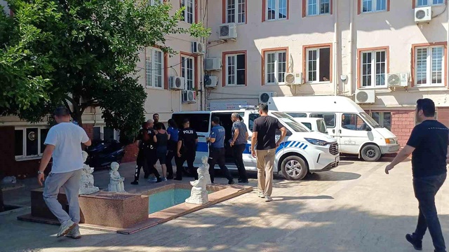 Polise küfredip tehditler savurdu: Ben bir kraliçeyim