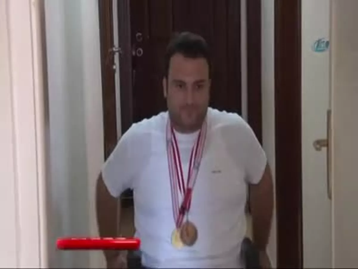 Biçerdöver Operatörlüğünden Halter Şampiyonluğuna