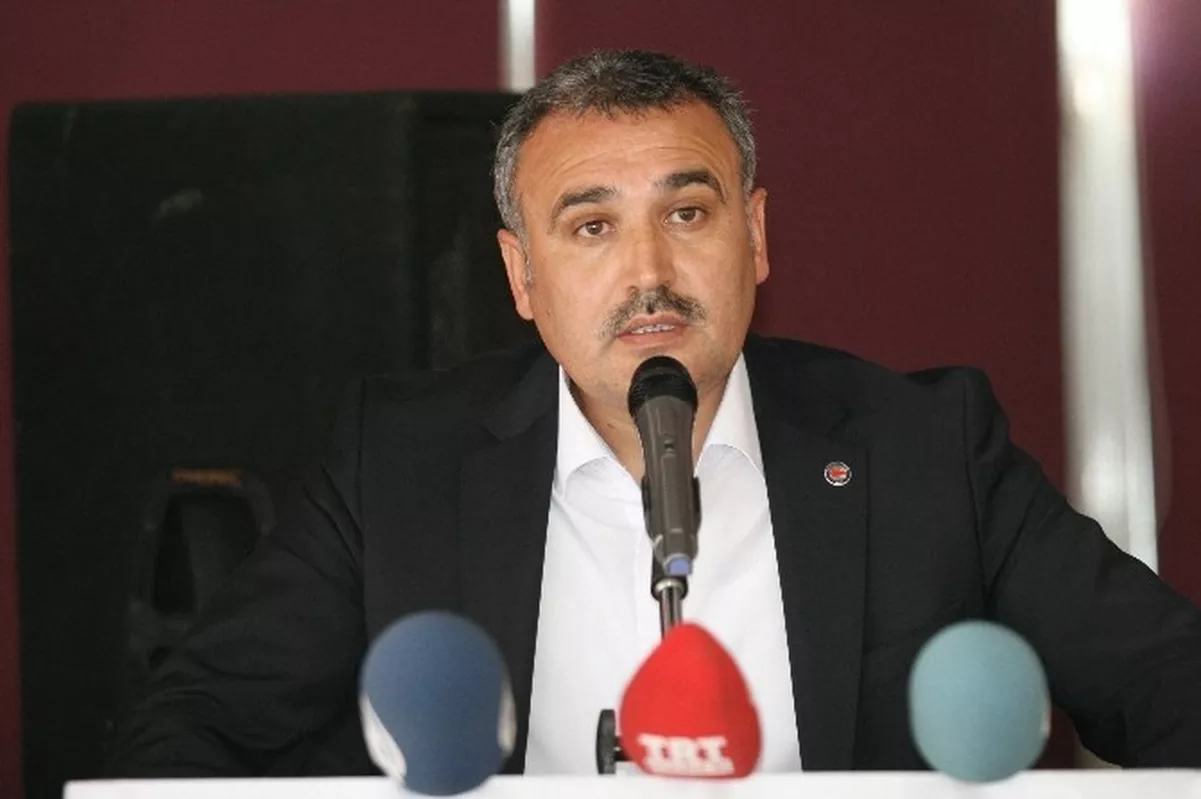 Büro Memur-Sen \'Adalet\' İstedi