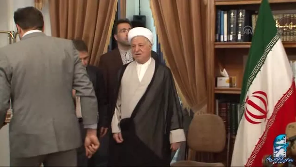 İran DMTK Başkanı Rafsancani\'den Öz Eleştiri