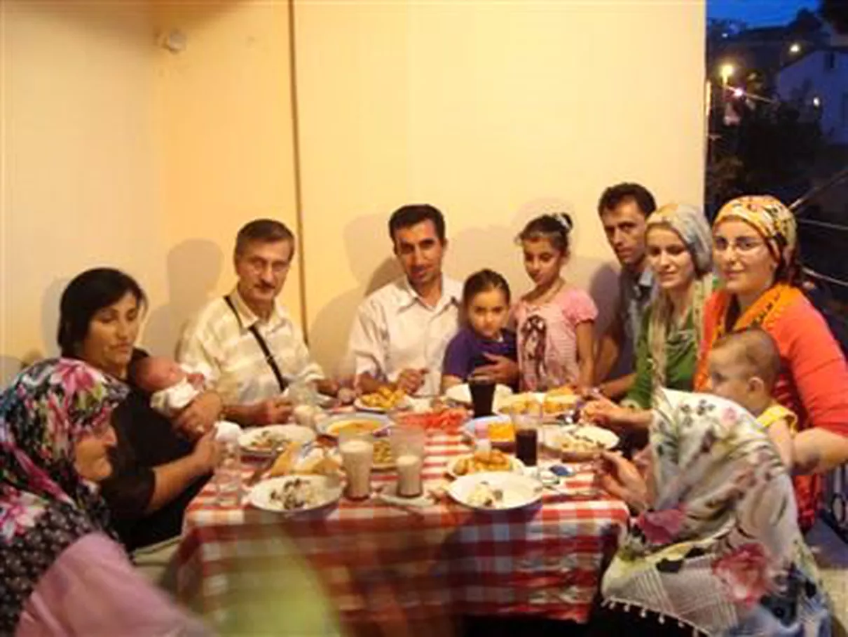 LÖSAM, Hastaların Evinde İftar Sofralarında