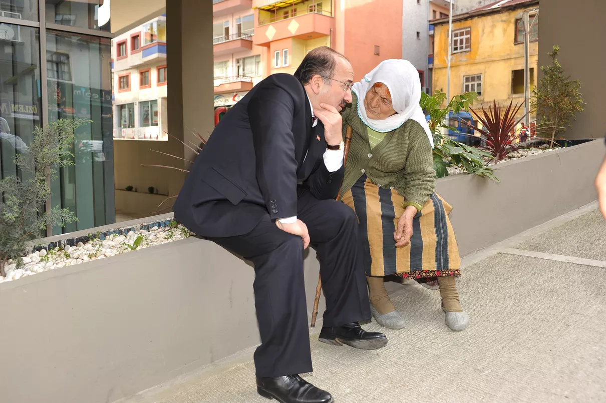 Gümrükçüoğlu İlk Üçte