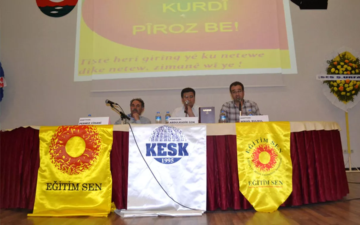 Şanlıurfa\'da Kürt Dili Paneli