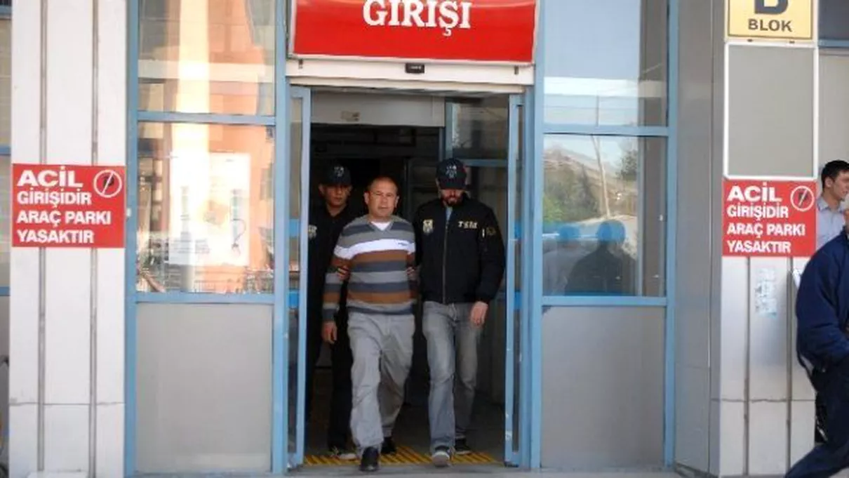 Burdur\'da Paralel Yapı Operasyonu