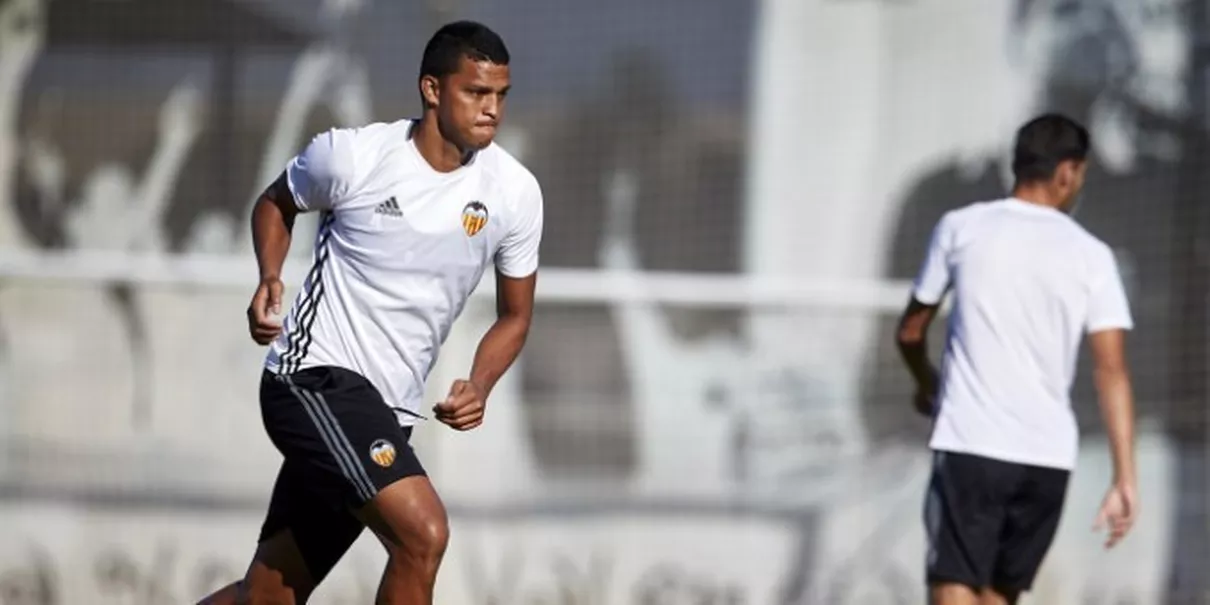 Son Aday Valencia\'dan