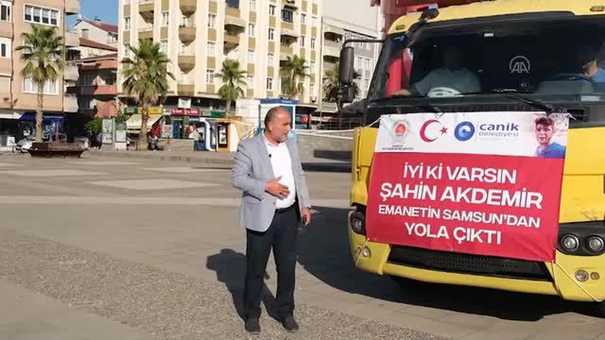 Orman yangını ile mücadele eden Marmaris\'e içme suyu desteği