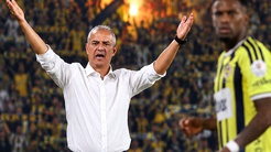 Fenerbahçede 2 ayrılık birden! İsmail Kartal 9 maçta ilk 11e yazmıştı