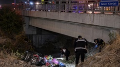 Ankara Sincanda otomobilin çarptığı balon satan engelli genç köprüden düşerek öldü