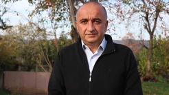 Kocaalide şüpheli ölüm: Bezirgan Mahallesi Muhtarı aracının içinde başından vurulmuş halde bulundu
