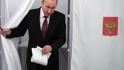 Rusya’daki parlamento seçimlerinin resmi olmayan ilk sonuçlarına göre Putin’in partisi birinci sırada