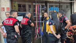 Komşuları en kötüsünden korkup 112yi aradı! Eskişehirde kilitli dükkan alarmı
