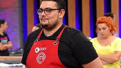 MasterChef Eray siyasete girdi! İşte rozetini taktığı parti