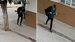 Manisadaki okul saldırganının silahını doldurduğu anlar