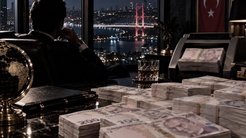 Finans çevreleri şaşkın! Türkiyedeki hesabından 1 gecede 45 milyar TL çekti