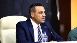 Başkan ortada yok: Çiğli’de "AK Parti’ye geçiş" iddiasını belediye meclis üyeleri yalanladı