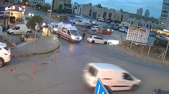 Ambulansın yolunu kapatıp aracından inen sürücüye 466 bin liralık ceza