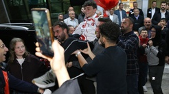 İsrailli rakibini yenerek dünya şampiyonu olan milli sporcuya Kastamonuda coşkulu karşılama